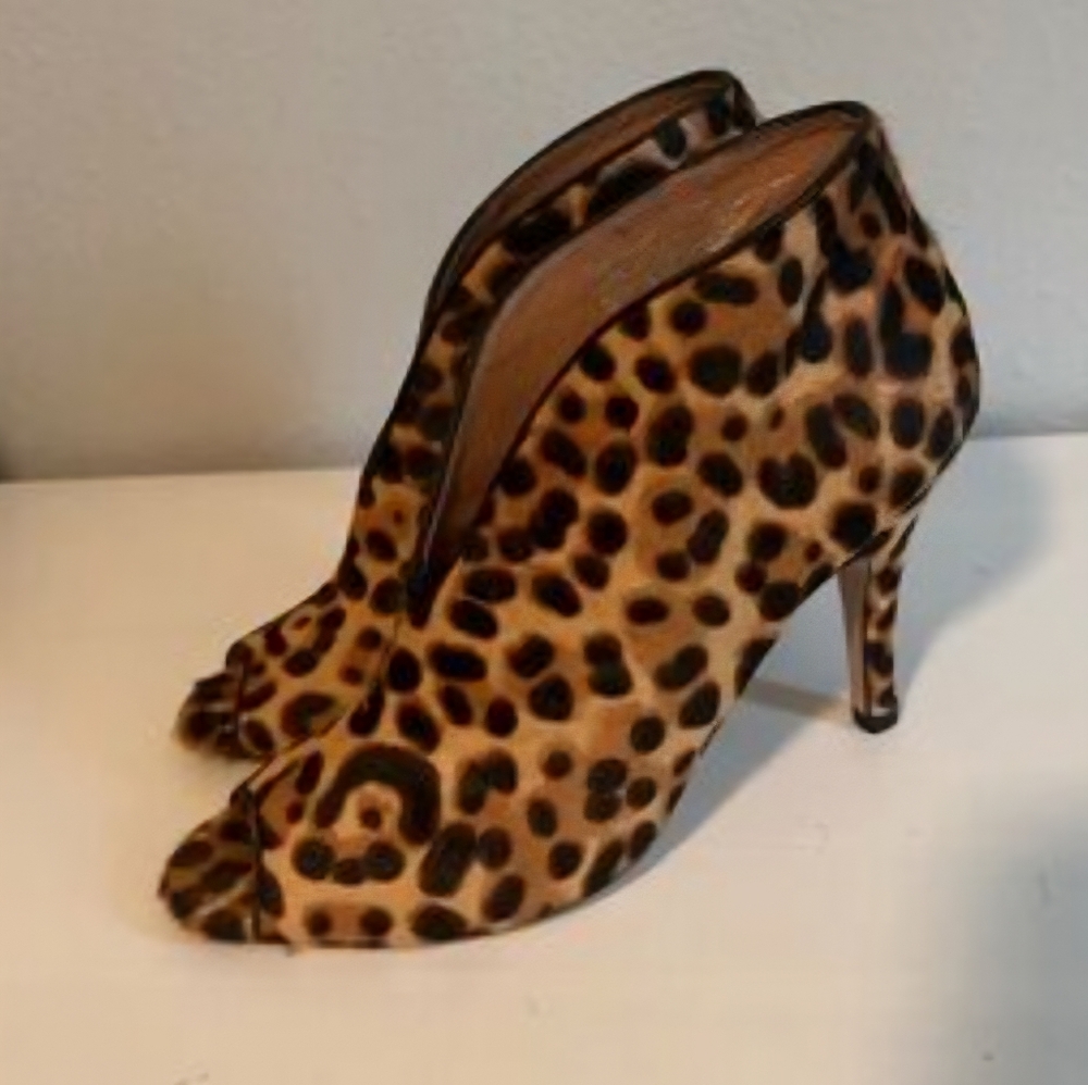 Halogen Leopard Print Peep Toe Heels